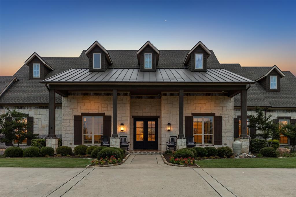 Property Photo: 3081 Brookhollow Court TX 75078