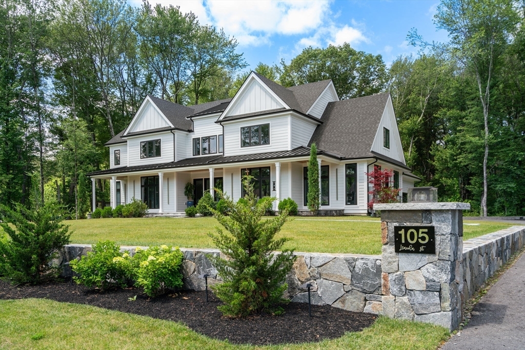 105 Lincoln St  Northborough MA 01532 photo