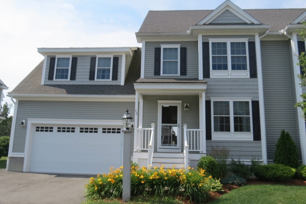Property Photo:  15 Dolores Dr 15  MA 01876 