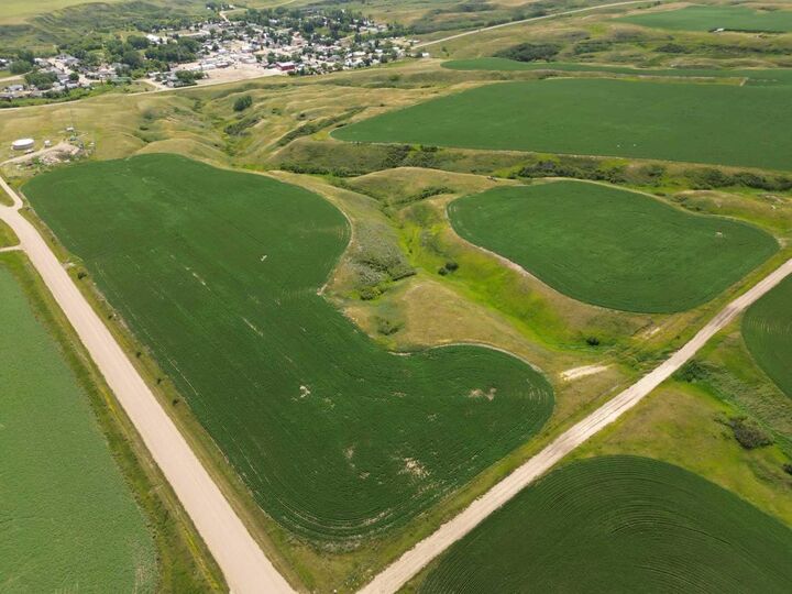 Property Photo: SE-22-29-23-W4m AB T0M 0L0