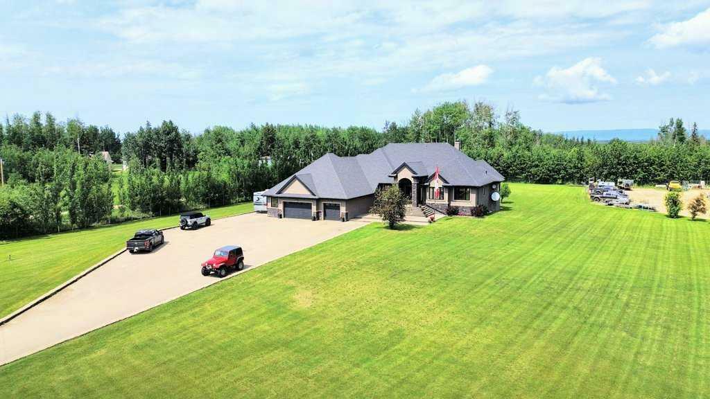 Property Photo: 52038 Poplar Lane AB T0G 2A0