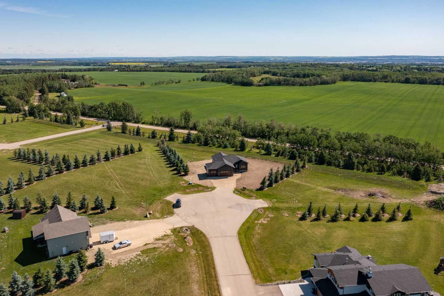 Property Photo: 38452 Range Road 284 305 AB T4S 2B7