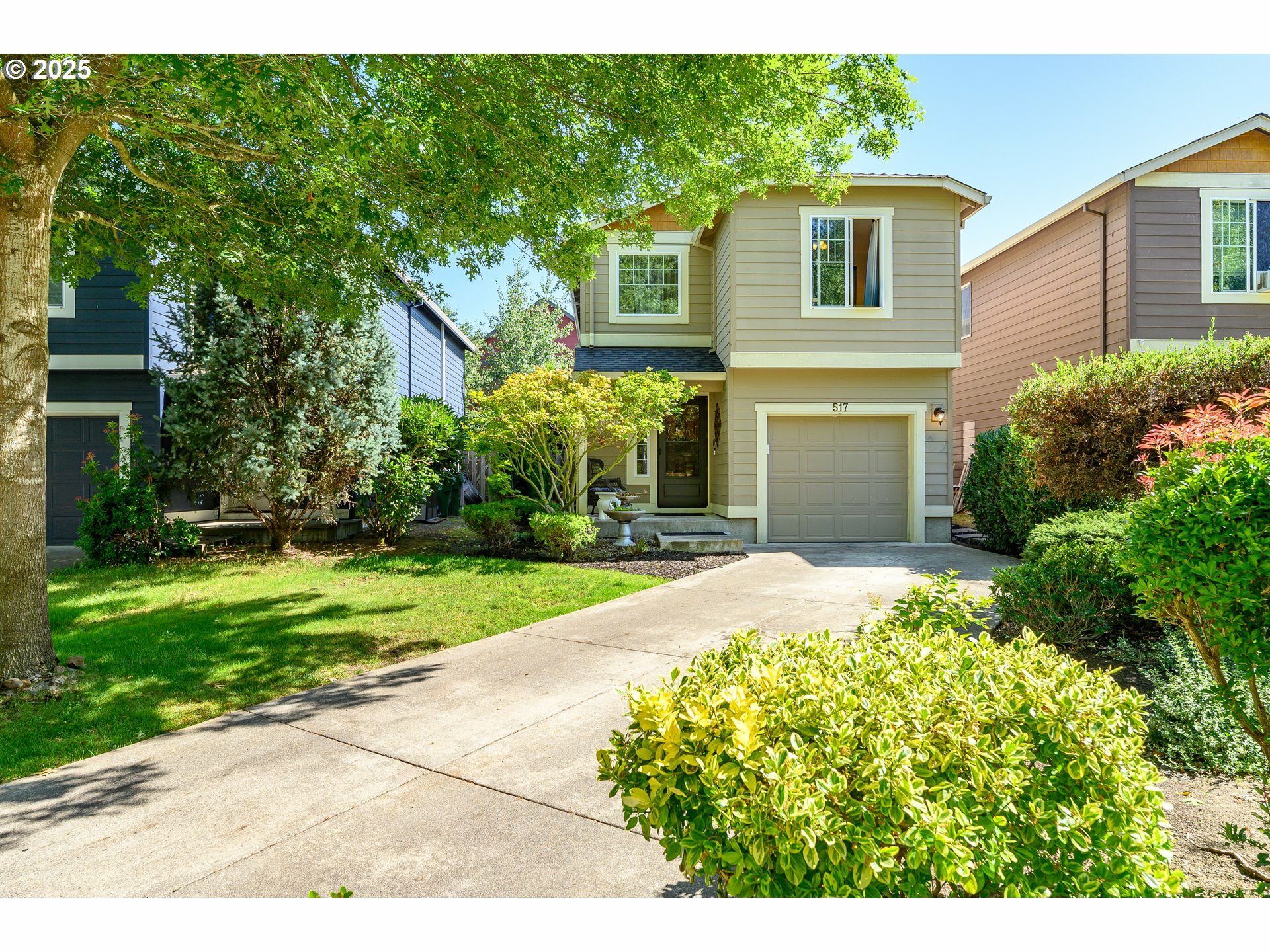 Property Photo: 517 S Whitney Dr OR 97132