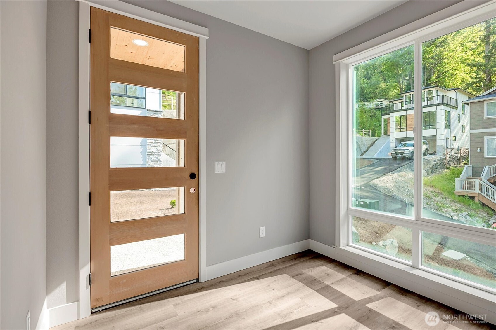 Property Photo: 1343 211th Avenue NE WA 98074