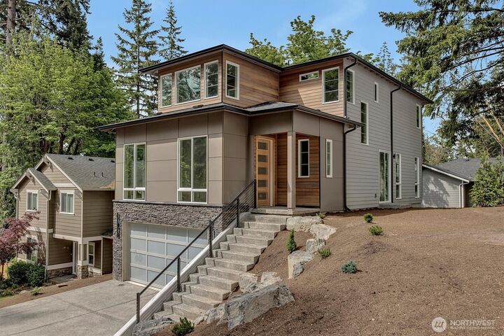 Property Photo:  1343  211th Avenue NE  WA 98074 