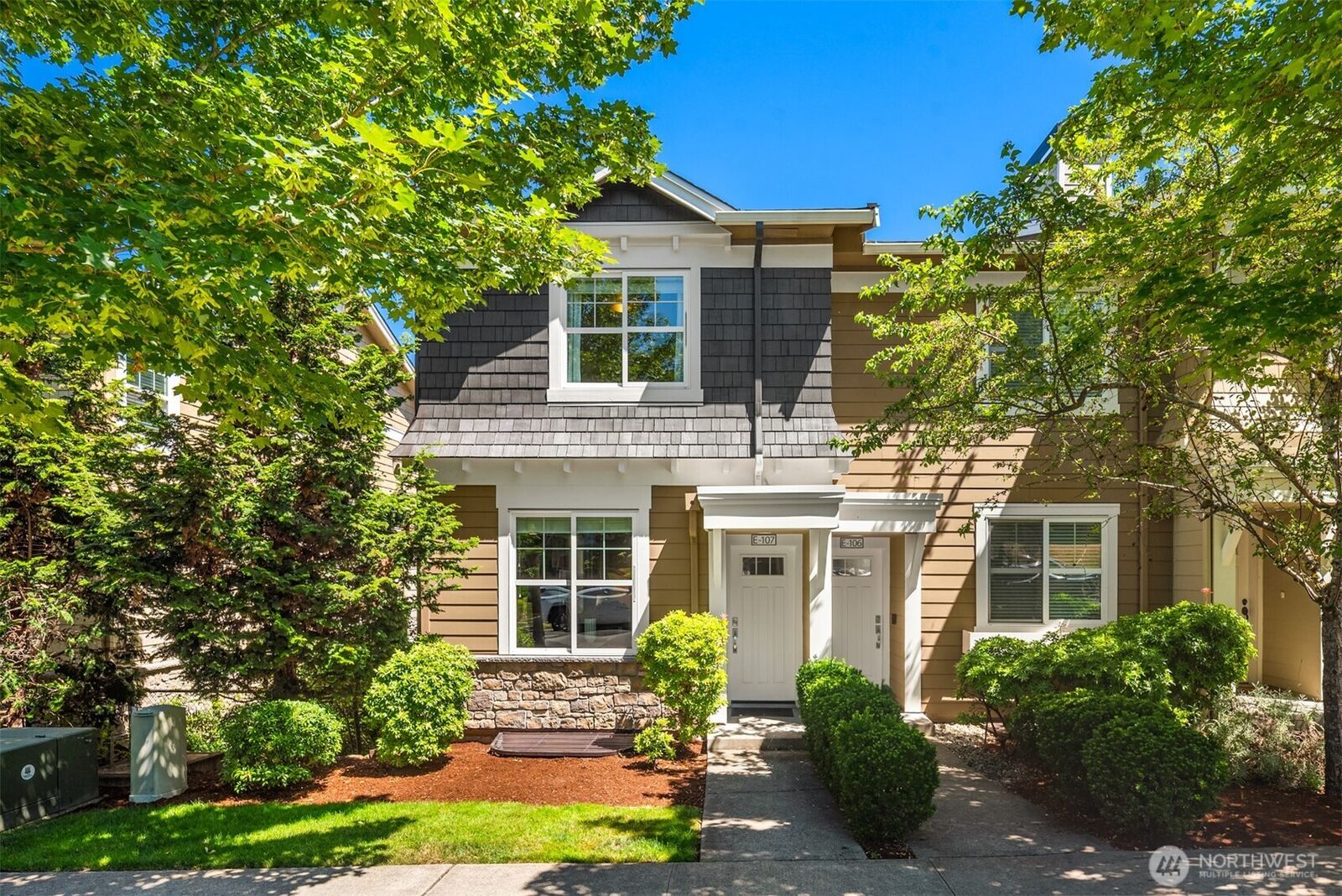 Property Photo:  7525  129th Place SE E107  WA 98056 