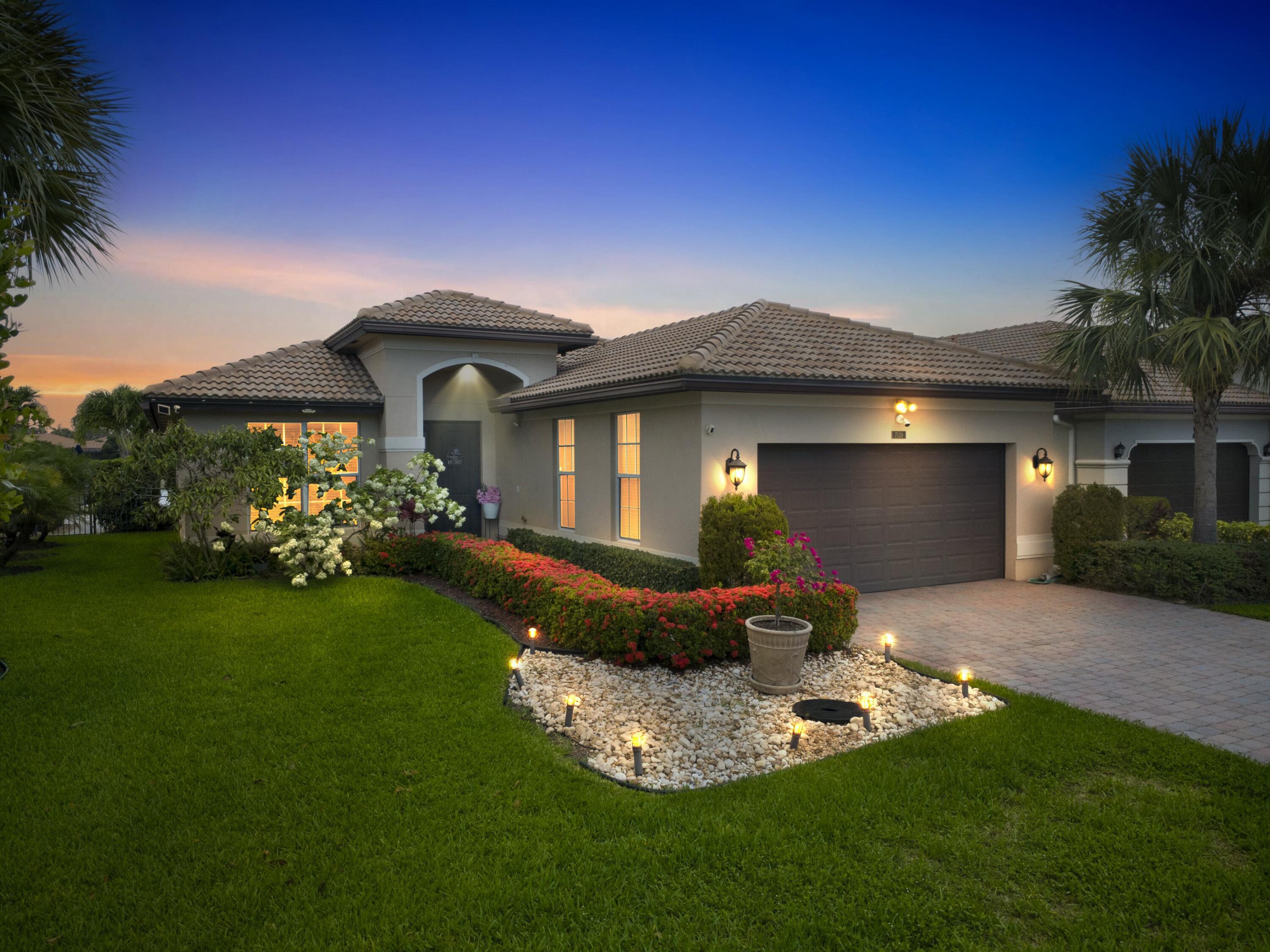 Property Photo: 7139 Prudencia Drive FL 33463
