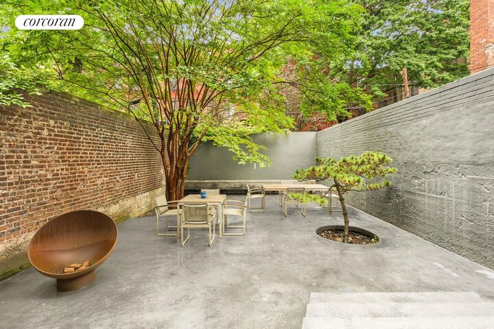 208 Vanderbilt Avenue  Brooklyn NY 11205 photo
