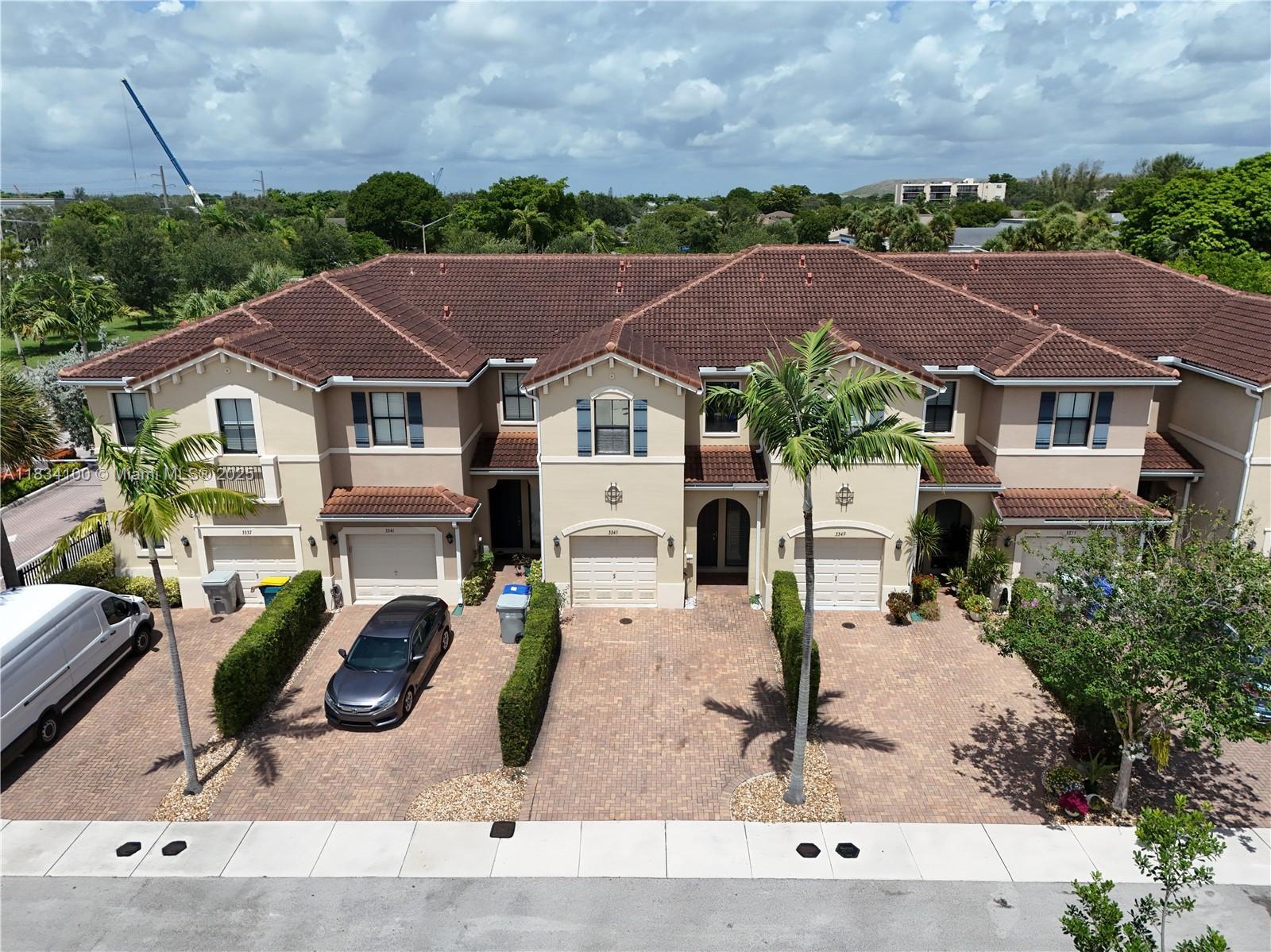 Property Photo: 3345 NW 11th Ave 3345 FL 33064