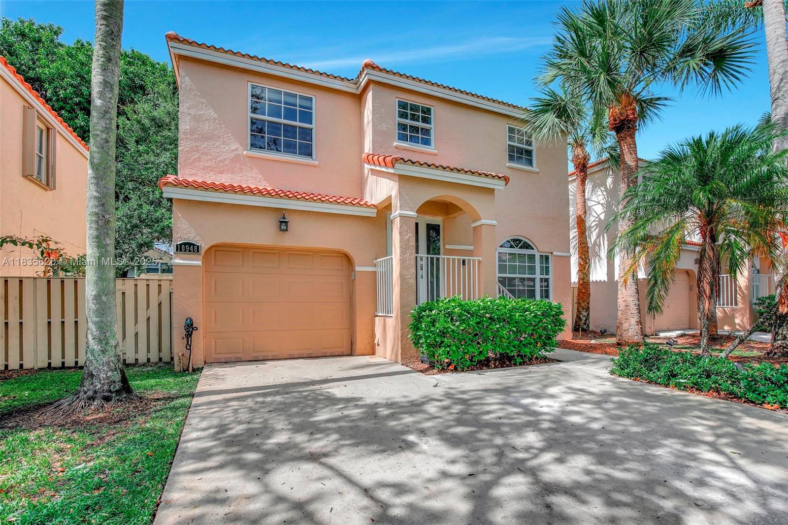 Property Photo: 10948 NW 12th Ct FL 33322