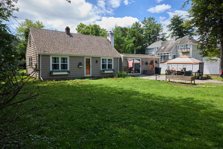 Property Photo:
