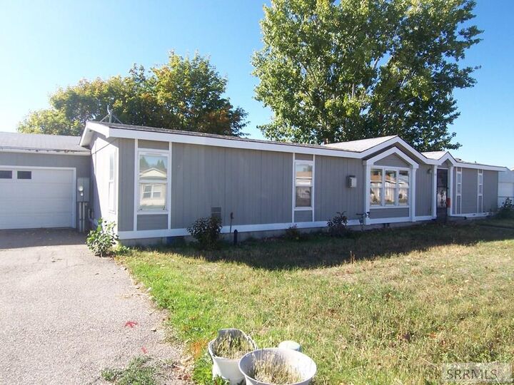 Property Photo: 550 Knox Street ID 83221