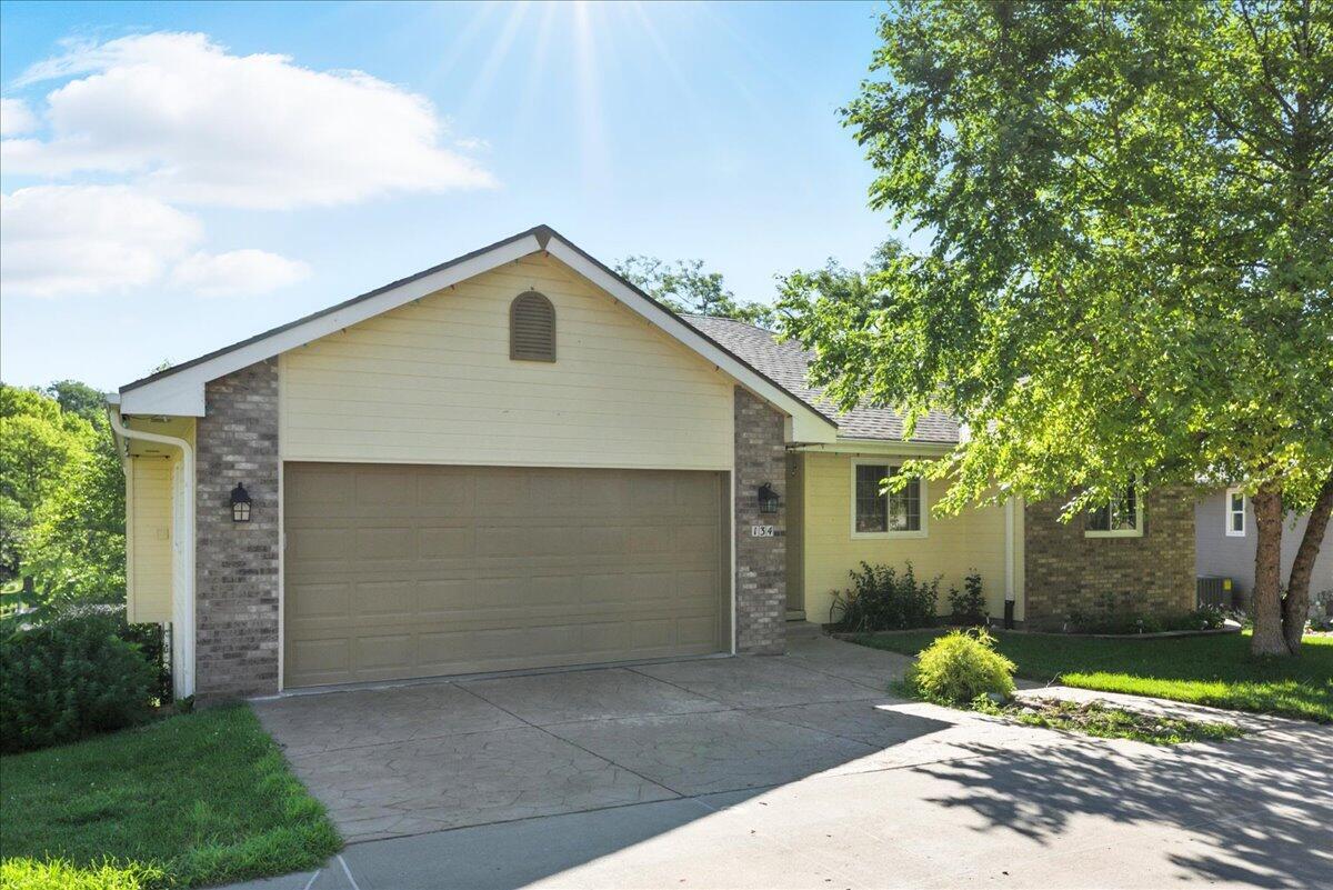 134 East View Drive  Council Bluffs IA 51503 photo