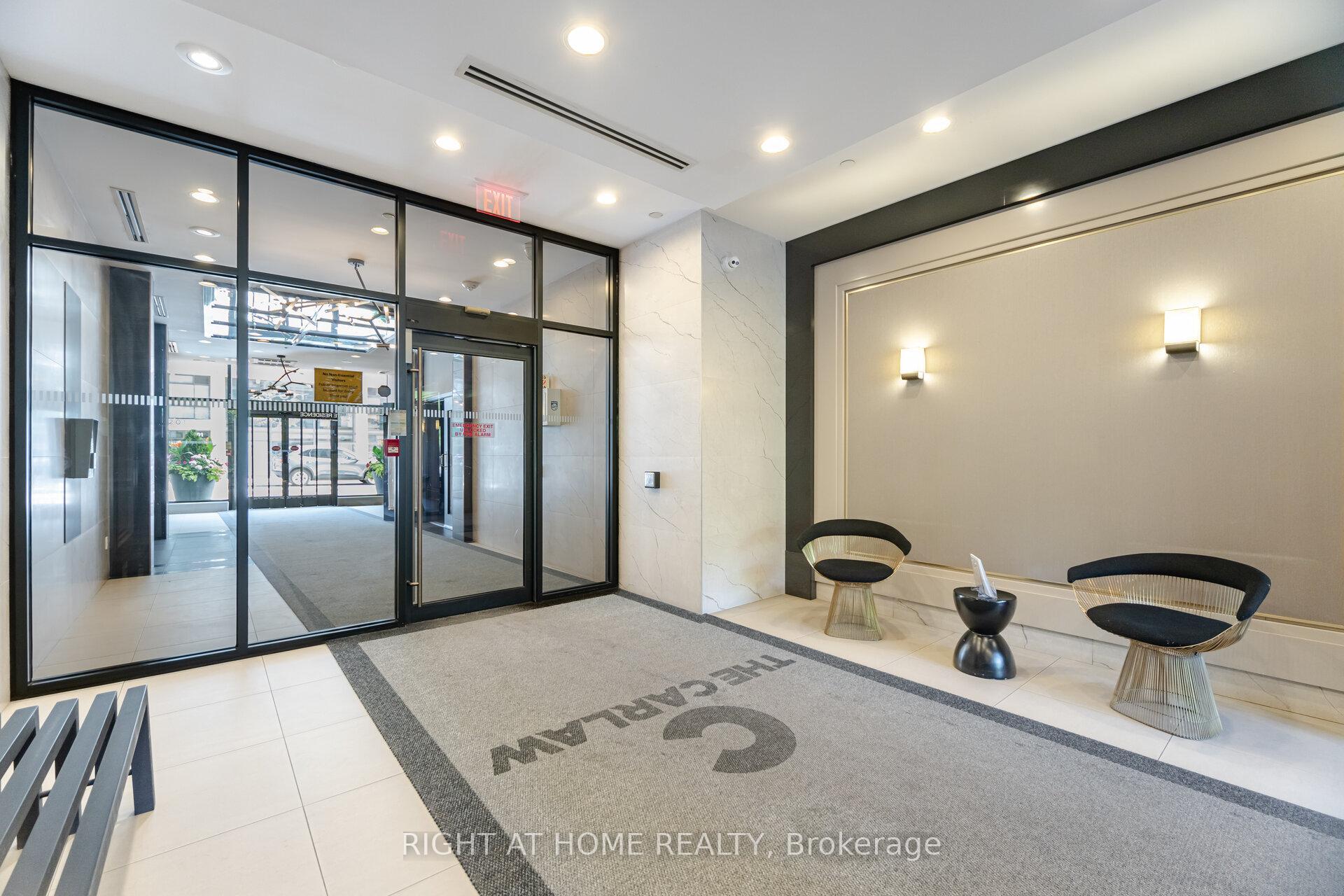 Property Photo:  1190 Dundas Street 527  ON M4M 0C5 