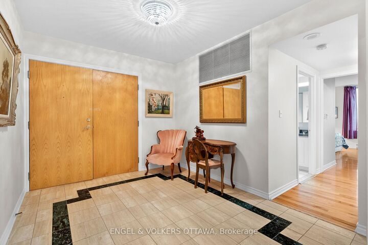 Property Photo:  3105 Carling Avenue 1604  ON K2H 5A6 