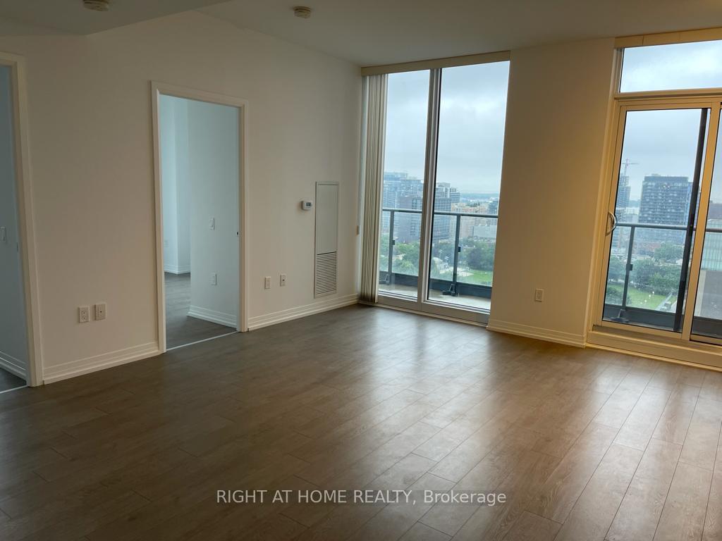 Property Photo: 251 Jarvis Street 1216 ON M5B 2C2
