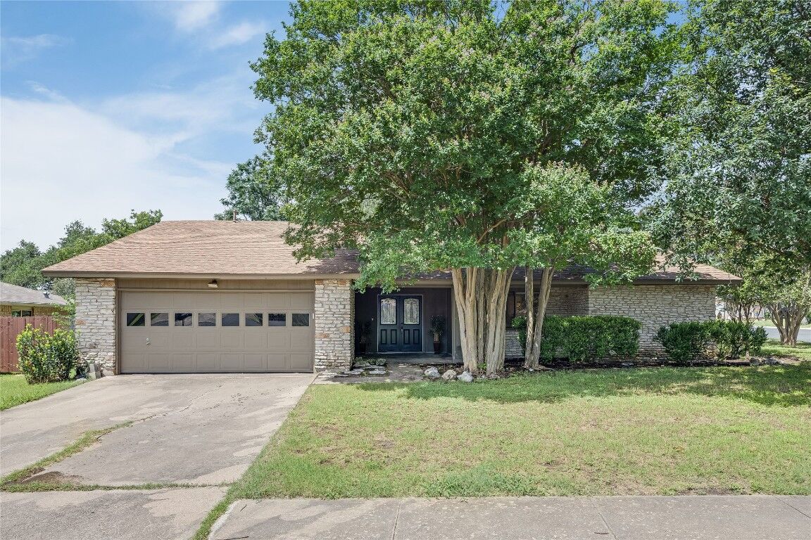 Property Photo: 11309 Timbrook Trail TX 78750