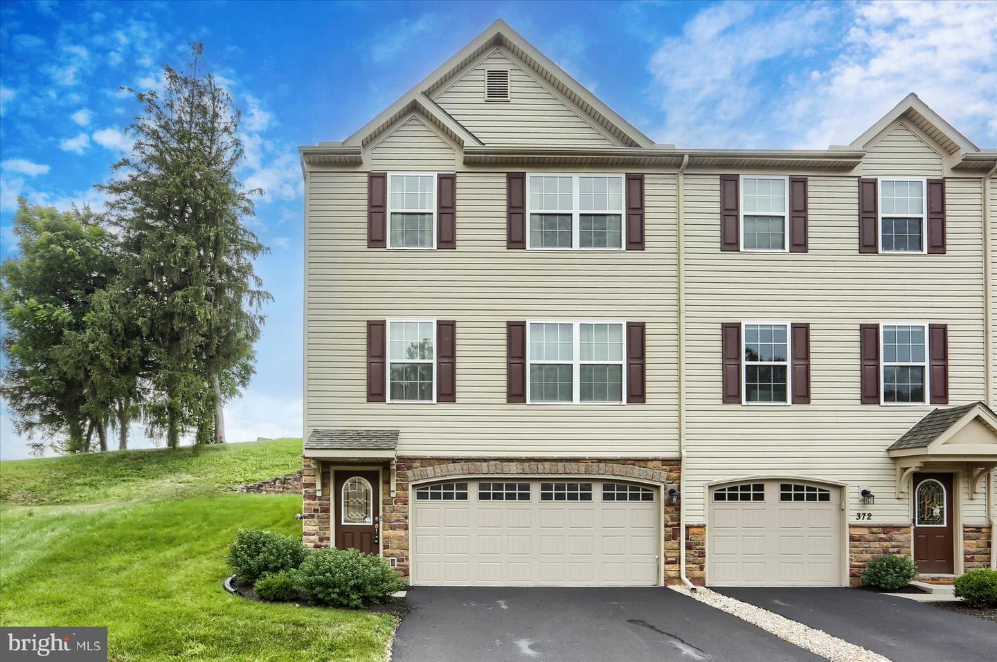 Property Photo: 370 Weatherstone Drive 41 PA 17070