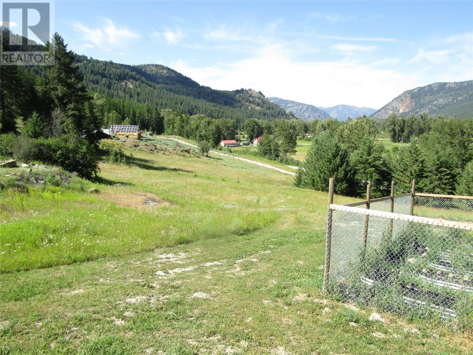 Property Photo: 10899 Seabrook Road BC V0H 1H8
