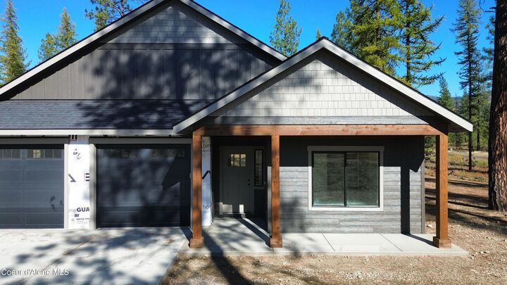 Property Photo:  53 Wallace Ln  ID 83804