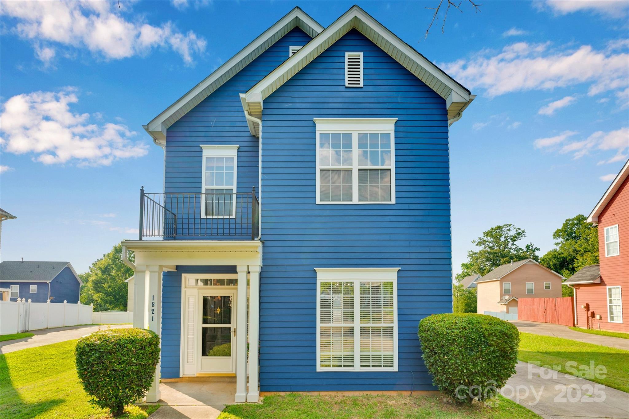 Property Photo: 1821 Ethel Guest Lane NC 28206