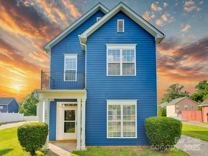 Property Photo:  1821 Ethel Guest Lane  NC 28206 