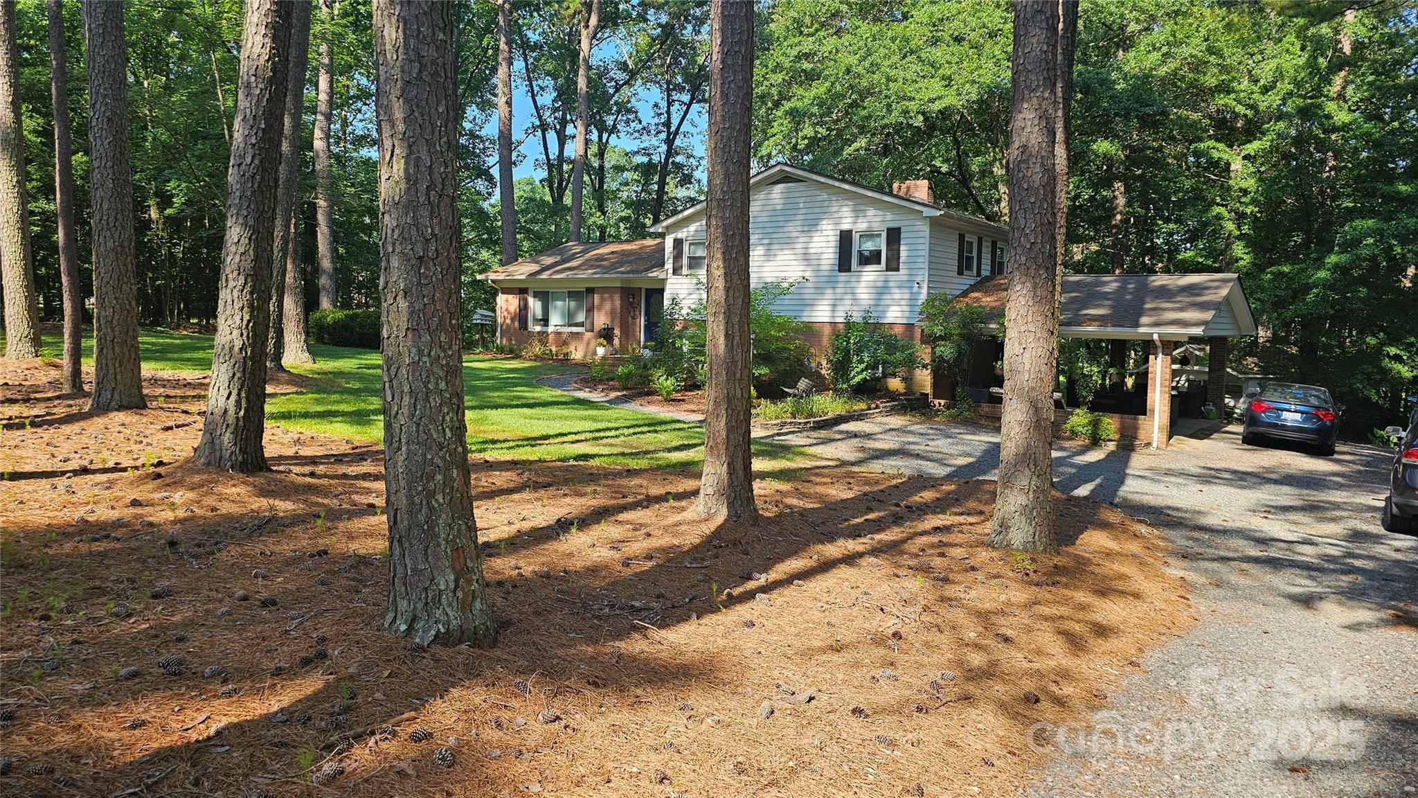 Property Photo: 11060 Teresia Lane NC 28107