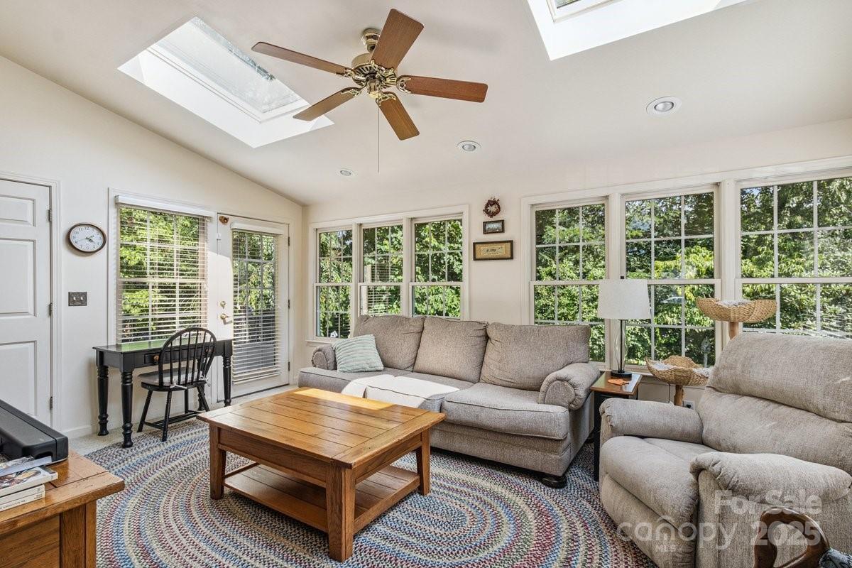Property Photo:  2 Westminster Drive  NC 28804 