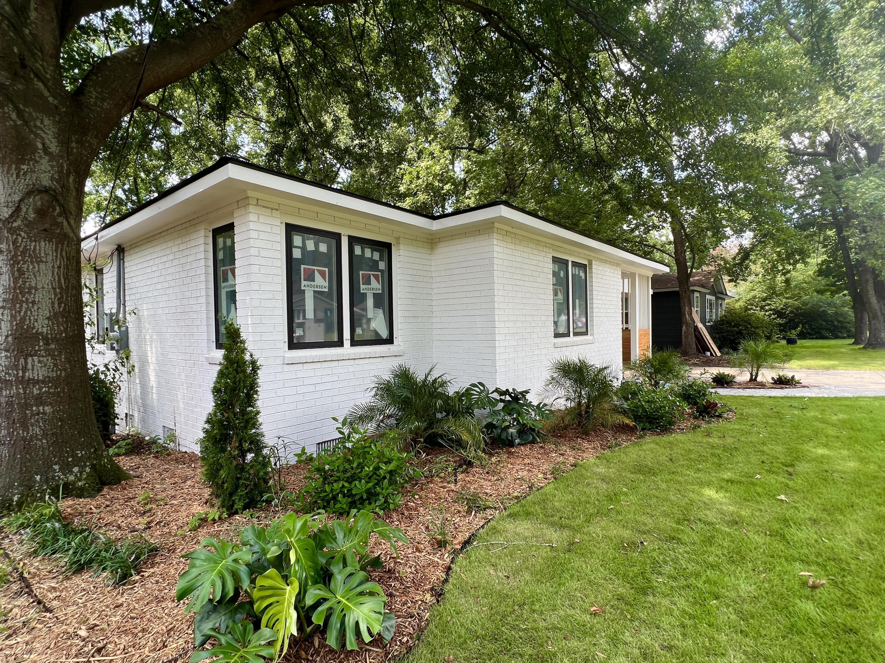 Property Photo: 1609 Larry Street SC 29406