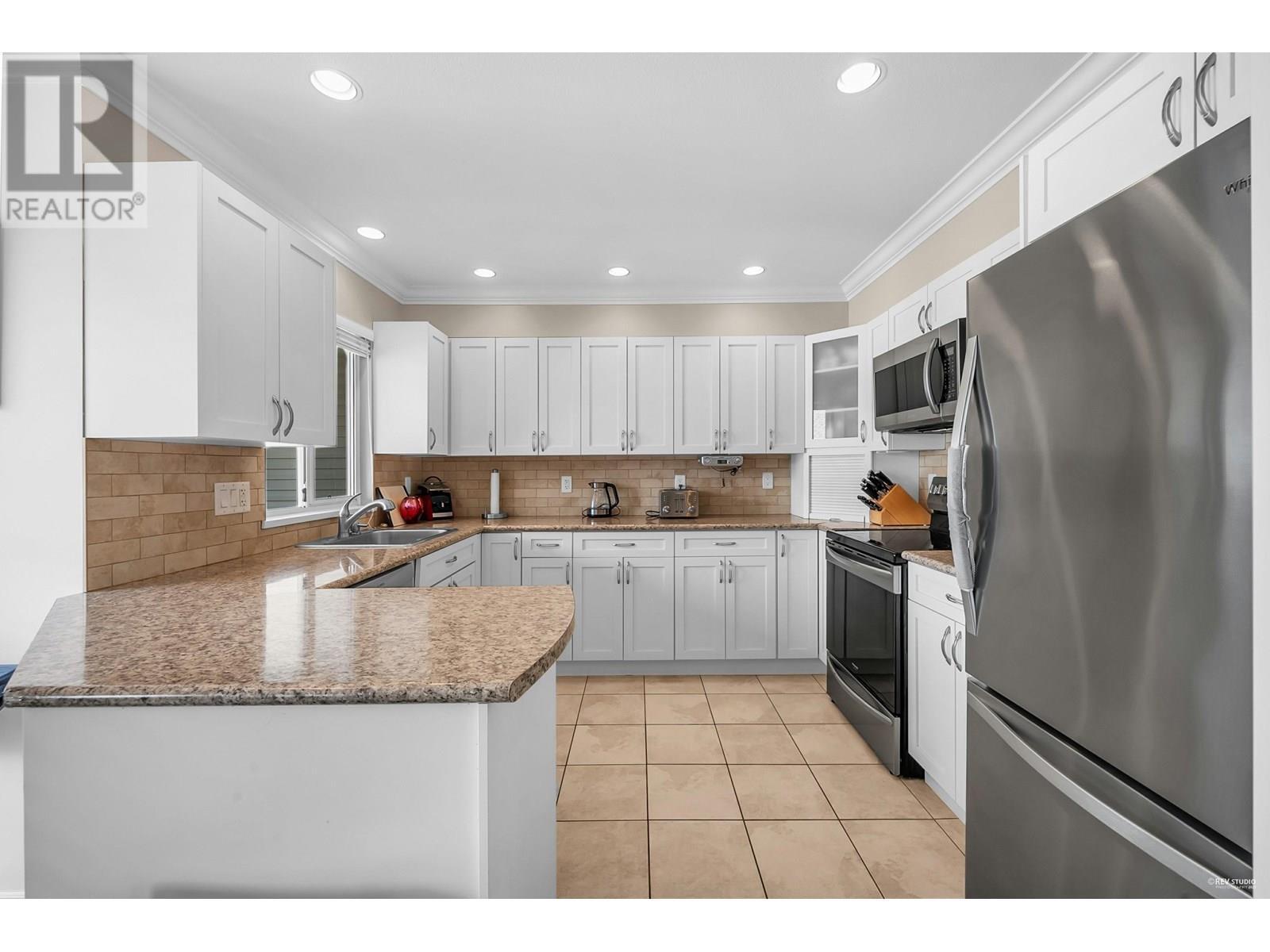 Property Photo: 22751 Haney 28 BC V2X 2N2