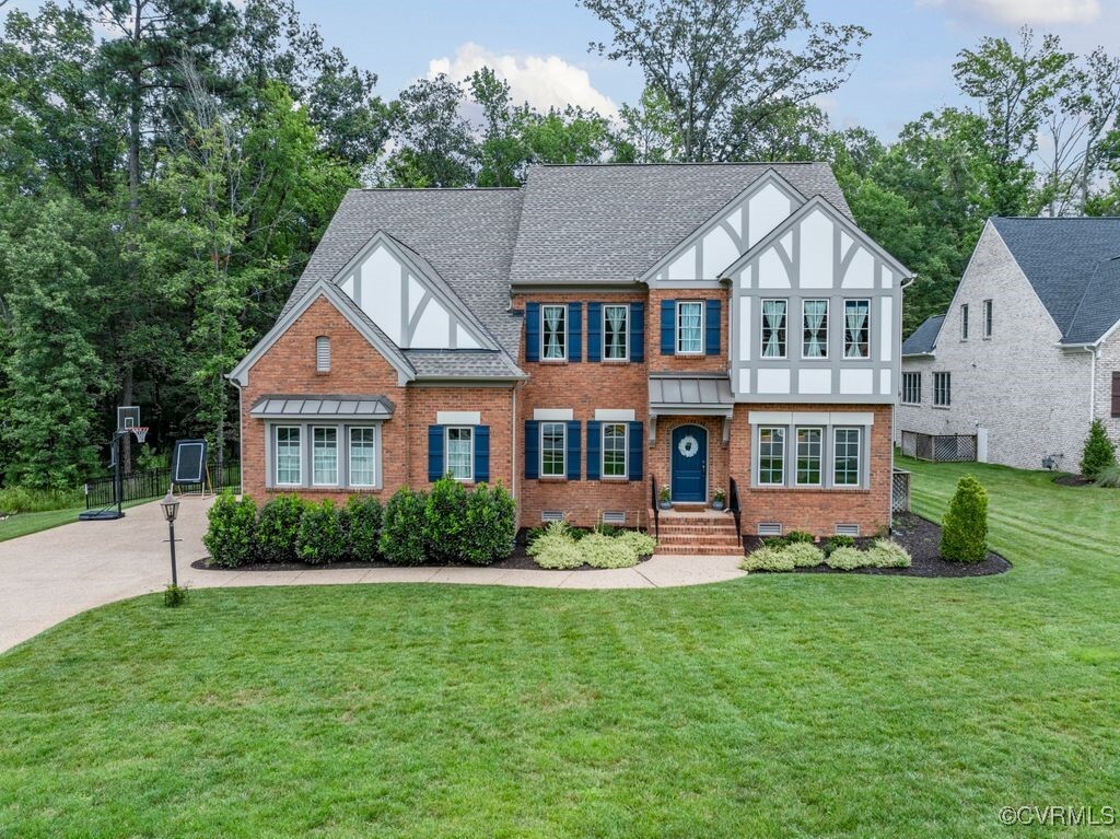 Property Photo: 13518 Kelham Road VA 23113