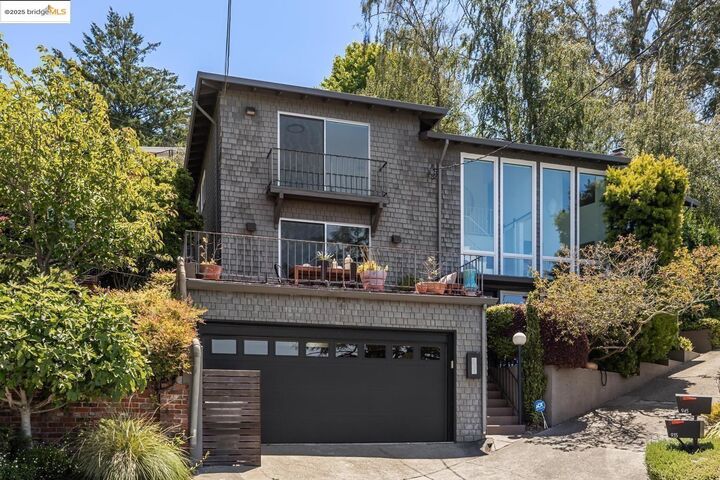 Property Photo:  935 Grizzly Peak Blvd  CA 94708 