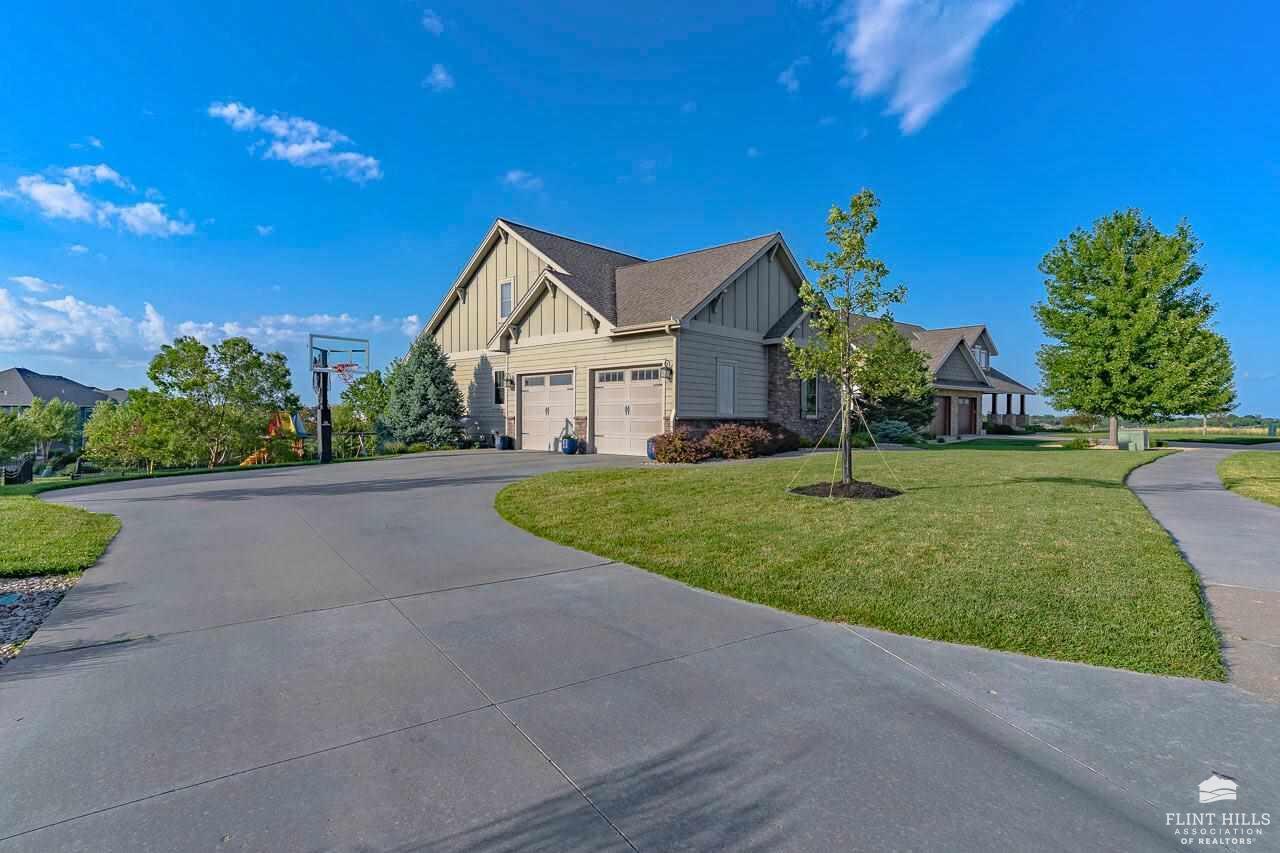 Property Photo:  5104 Grand Vista Court  KS 66503 