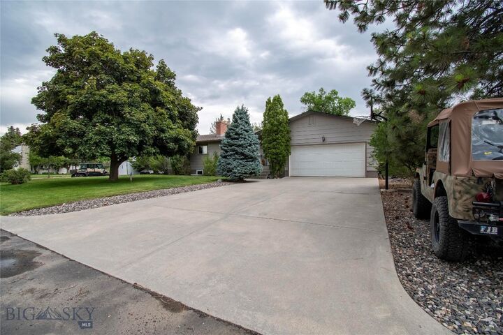 Property Photo:  201 W 8th Avenue  MT 59011 