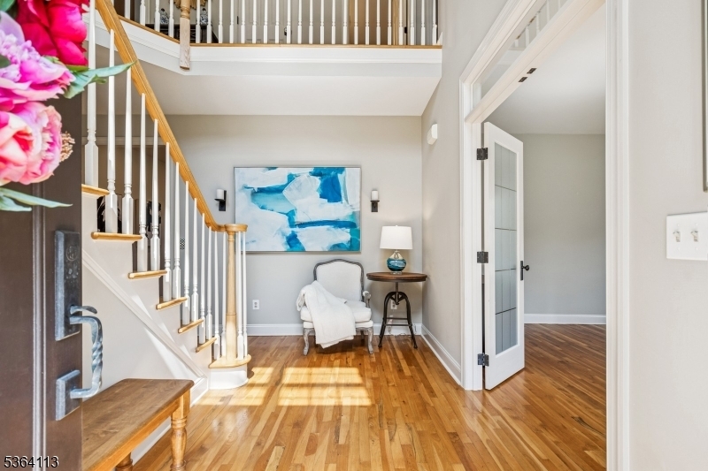 Property Photo: 1 Dogwood Ct NJ 07924