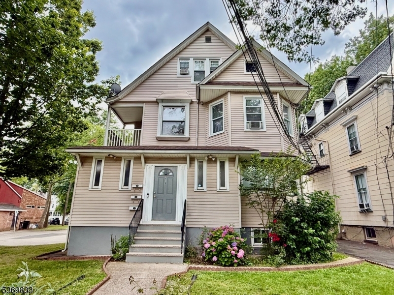Property Photo: 416 Chestnut St 2 NJ 07204