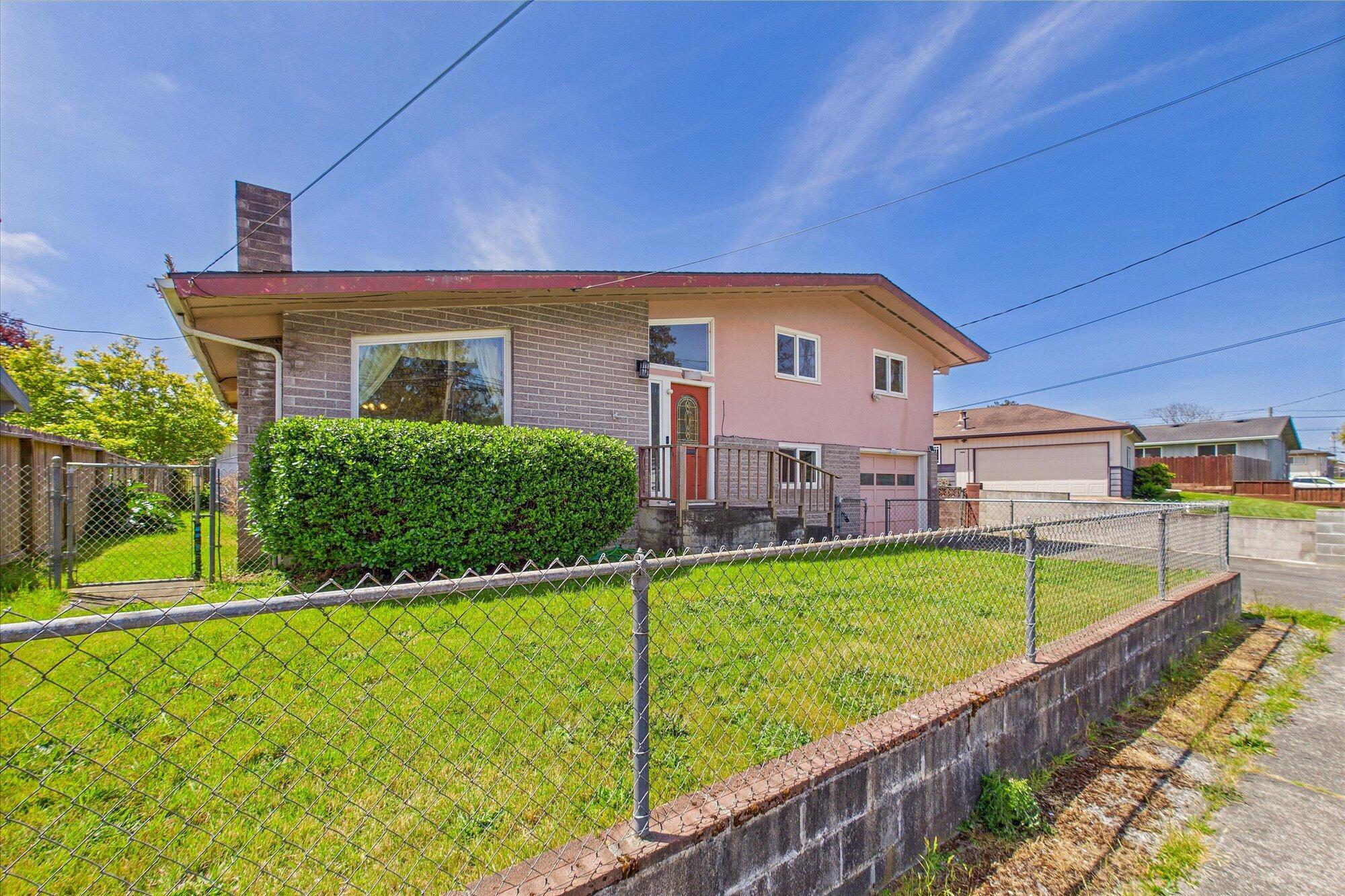 Property Photo: 670 Eureka Street CA 95503