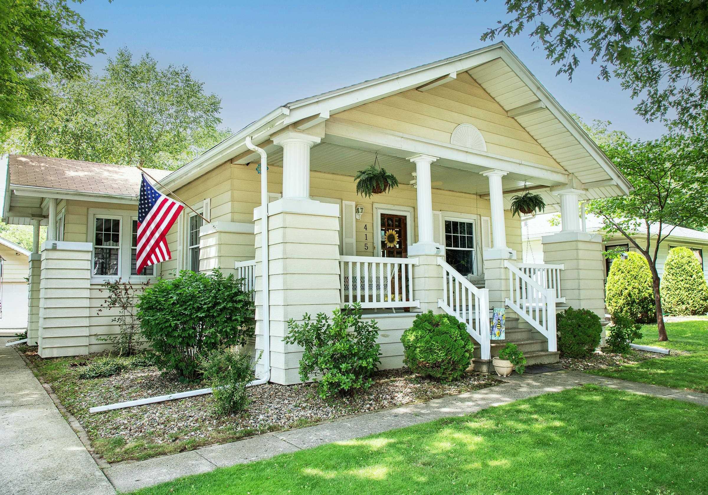 415 Locust Street  Allison IA 50602 photo