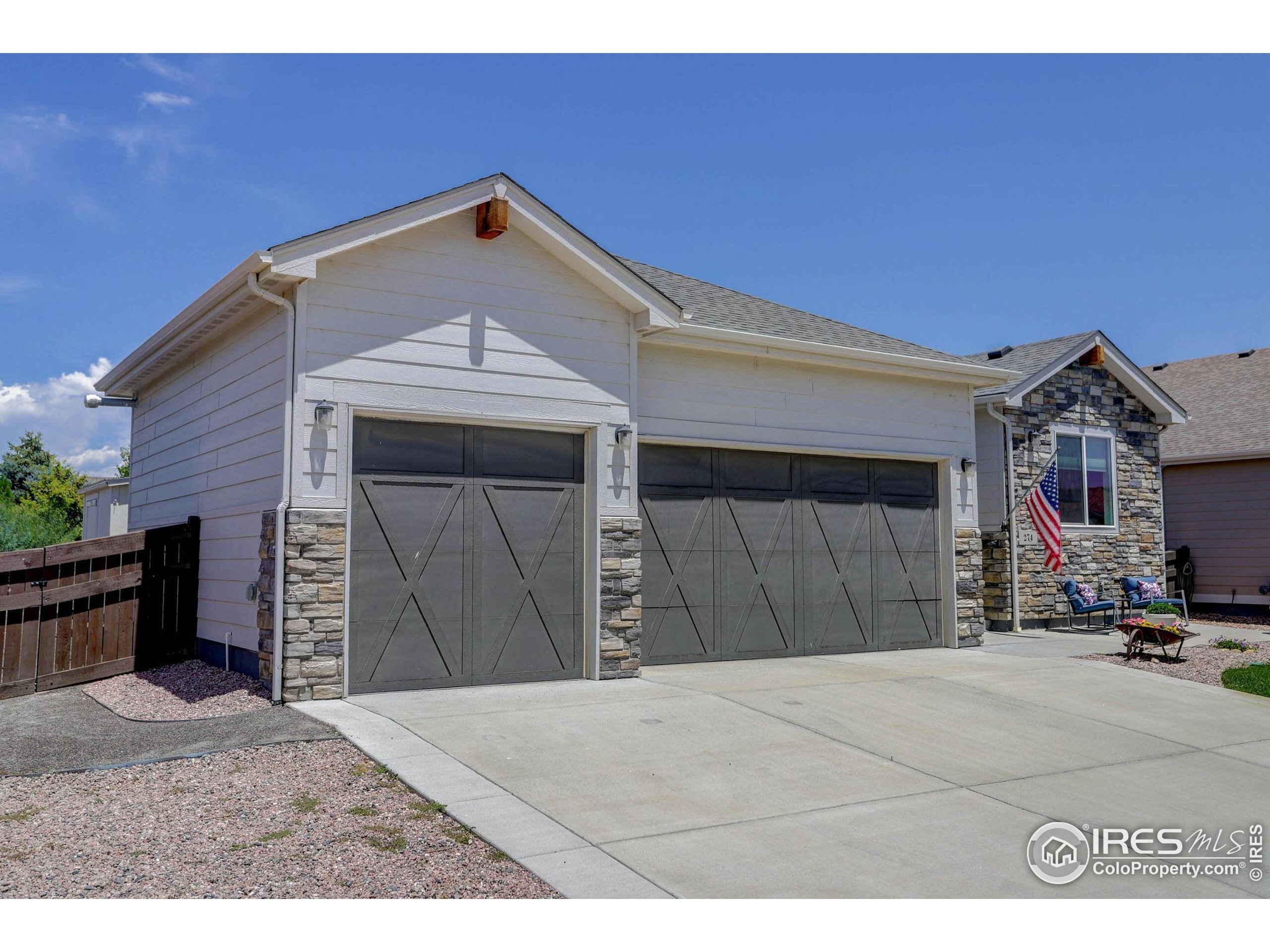 Property Photo: 274 Saskatoon Dr CO 80550