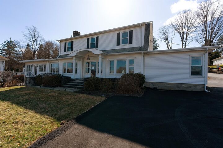 Property Photo:  105 Gleneida Avenue  NY 10512 