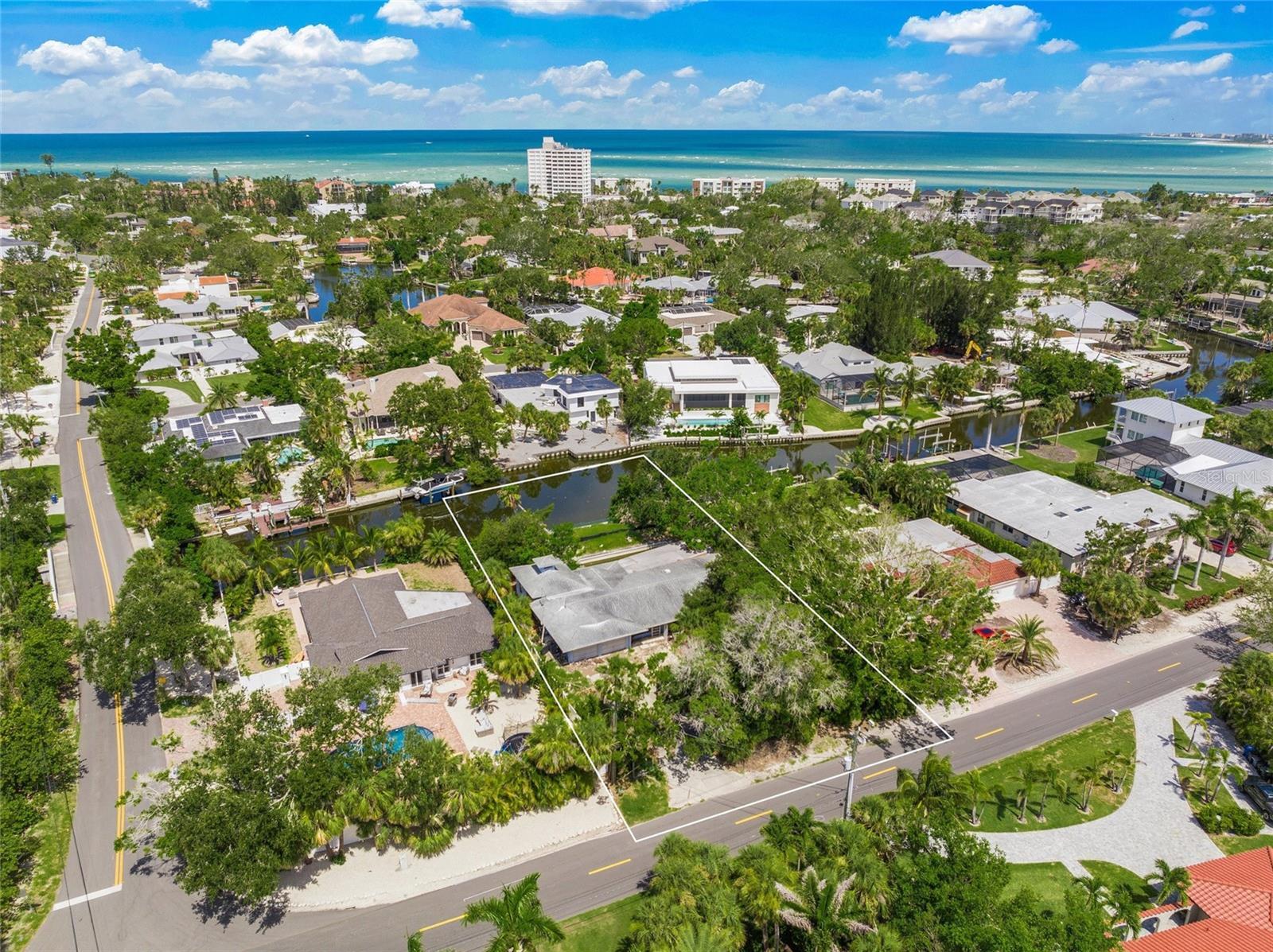 Property Photo: 4920 Higel Avenue FL 34242