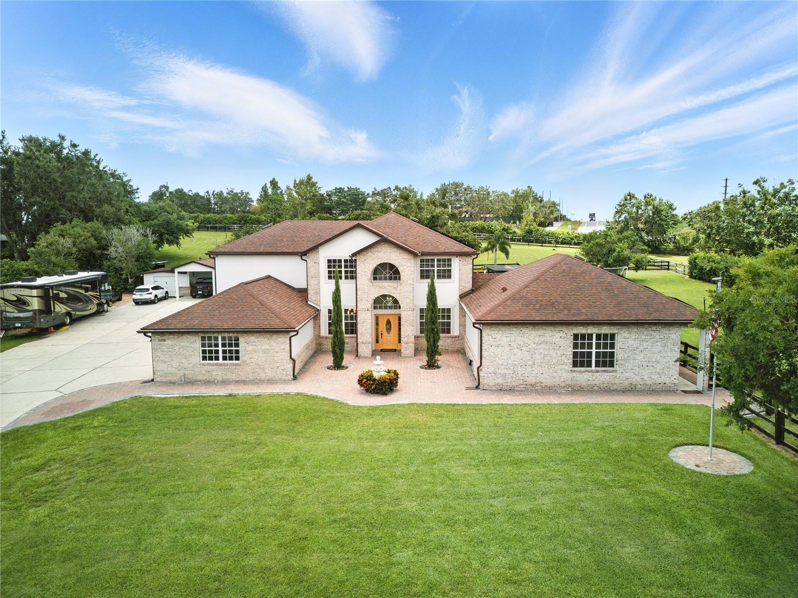 Property Photo: 15350 Arabian Way FL 34756
