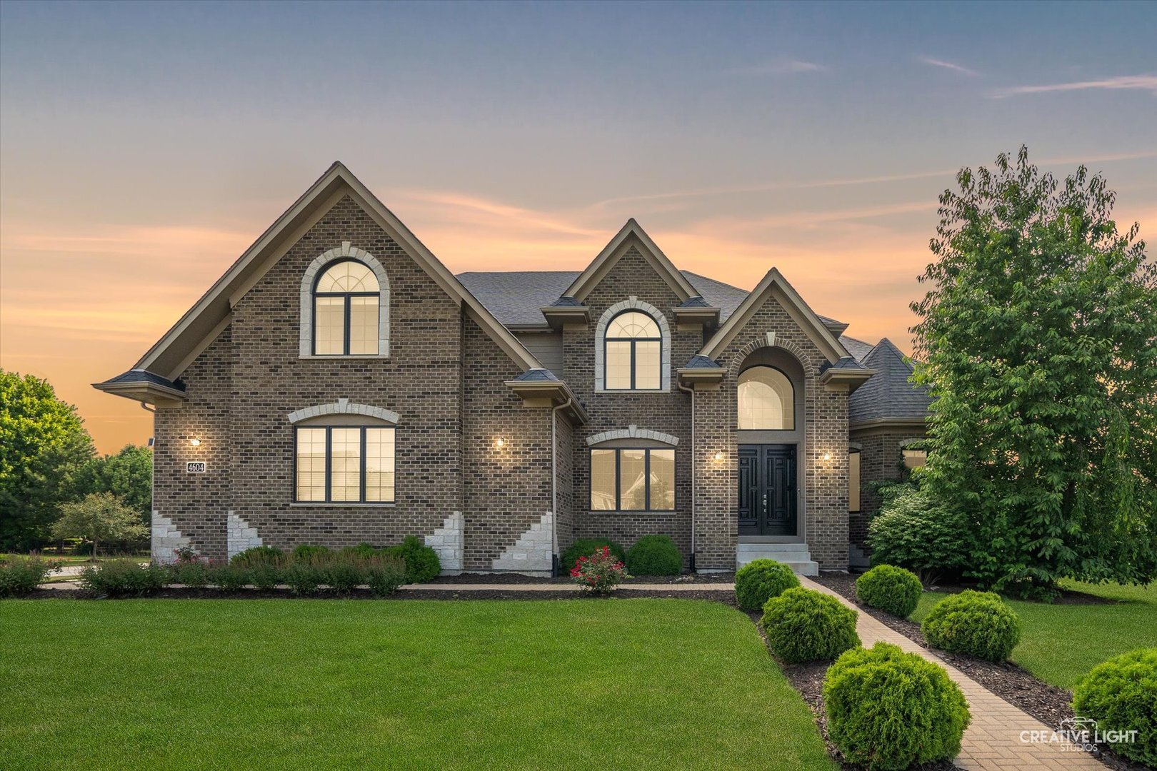 4604 Shumard Lane  Naperville IL 60564 photo