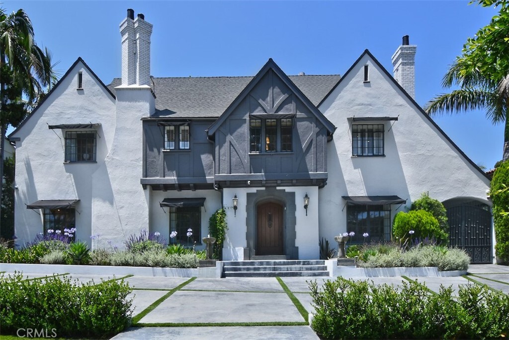 Property Photo: 5005 Los Feliz Boulevard CA 90027