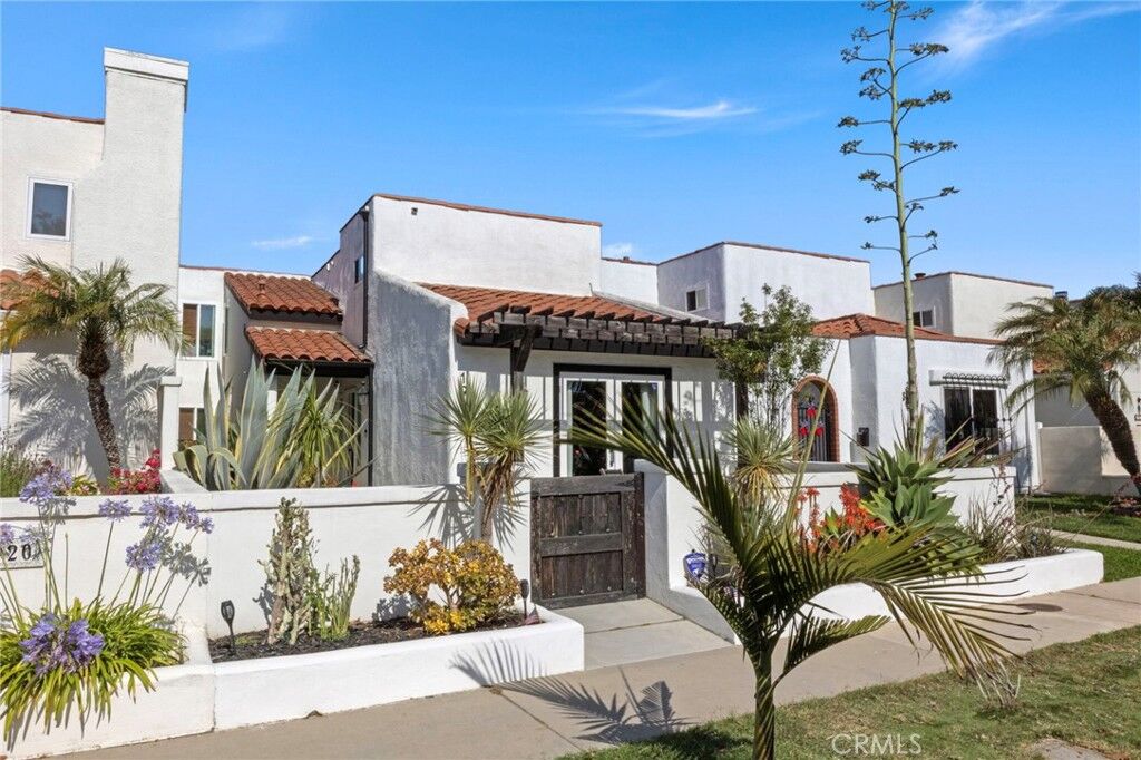 Property Photo: 1918 California Street CA 92648