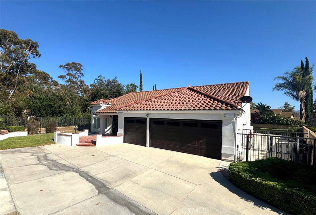 Property Photo: 5560 Feather Grass Lane CA 92887
