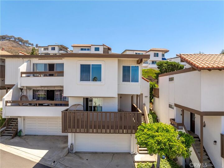 Property Photo:  881 Calle Pluma  CA 92673 