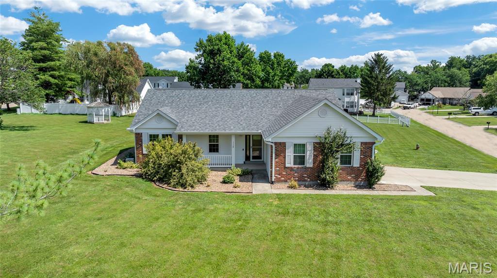 Property Photo: 2601 Brookfield Court IL 62236