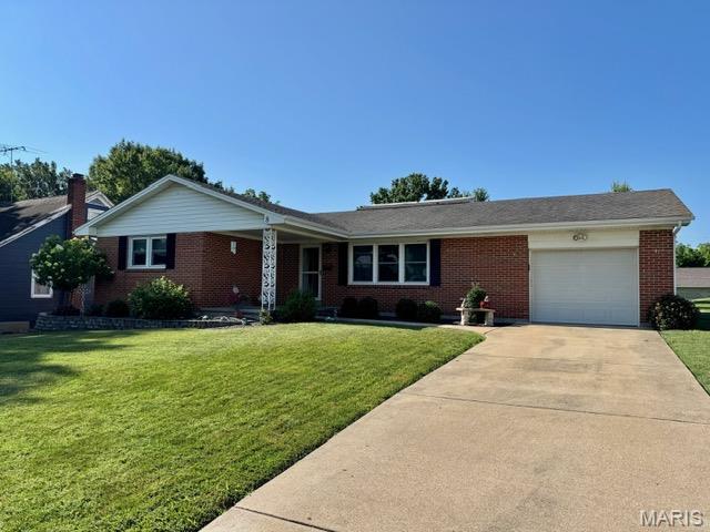 Property Photo: 8 E 11th Street MO 63090