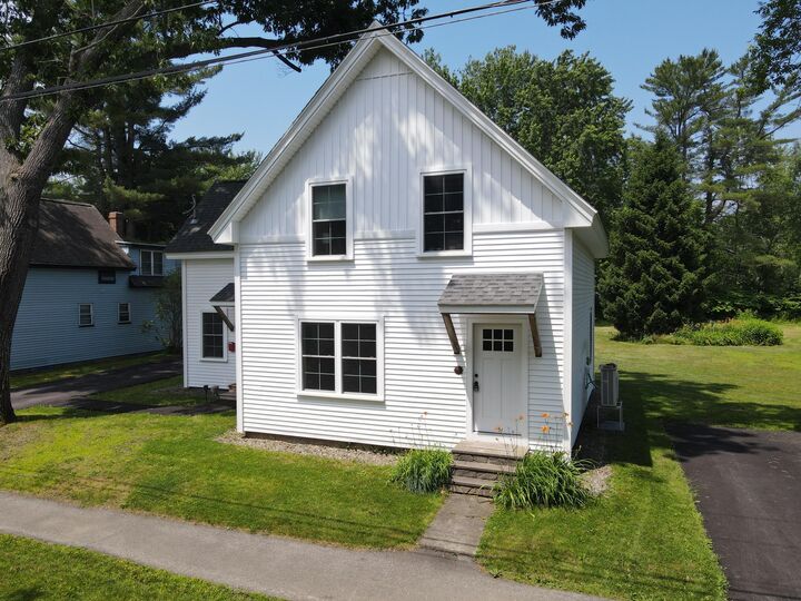42 Hillside Road  Orono ME 04473 photo